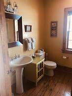Chanticleer Guest House