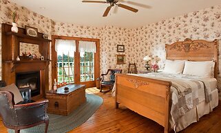 Chanticleer Guest House