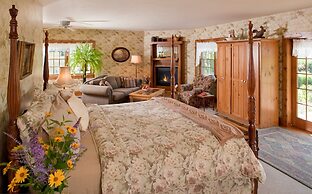 Chanticleer Guest House
