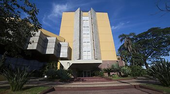 Sumatra Hotel e Centro de Convenções