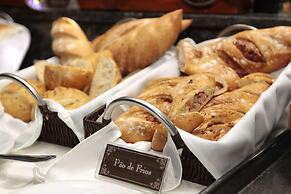 Sumatra Hotel e Centro de Convenções