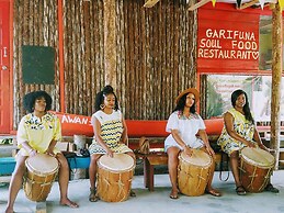 Palmento Grove Eco Cultural & Fishing Lodge