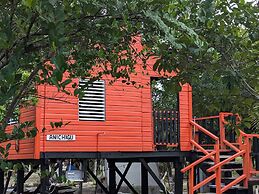 Palmento Grove Eco Cultural & Fishing Lodge