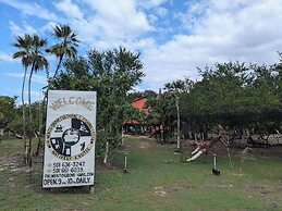 Palmento Grove Eco Cultural & Fishing Lodge