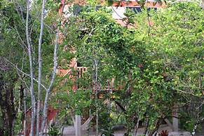 Palmento Grove Eco Cultural & Fishing Lodge