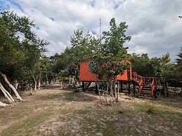 Palmento Grove Eco Cultural & Fishing Lodge