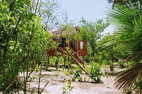 Palmento Grove Eco Cultural & Fishing Lodge