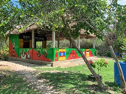 Palmento Grove Eco Cultural & Fishing Lodge