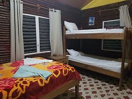 Palmento Grove Eco Cultural & Fishing Lodge