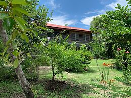 Palmento Grove Eco Cultural & Fishing Lodge
