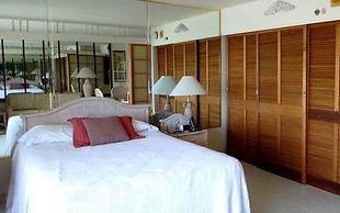 Ilikai Hotel by Hello Relaxation