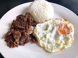 Hometown Hotel Bacolod - Lacson