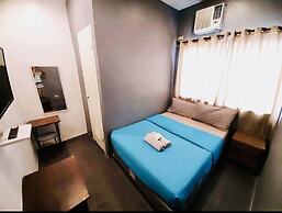 Hometown Hotel Bacolod - Lacson