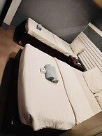 Hometown Hotel Bacolod - Lacson