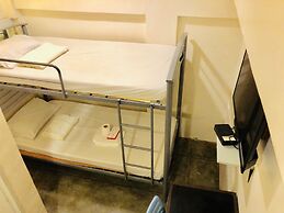 Hometown Hotel Bacolod - Lacson