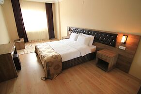 Royal Life Residence