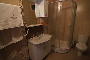 Royal Life Residence