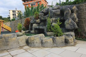 Royal Life Residence