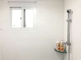 Slow Citi Guesthouse - Hostel