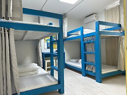 Slow Citi Guesthouse - Hostel