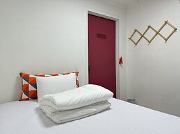 Slow Citi Guesthouse - Hostel