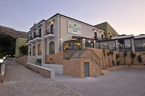 Alexander Mountain Resort