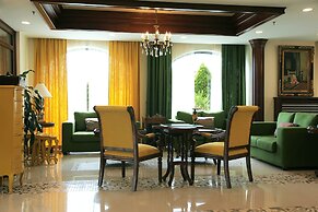 Alexander Mountain Resort