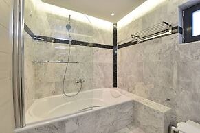 Alexander Mountain Resort