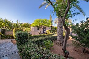 Nancy - Chara Apartments