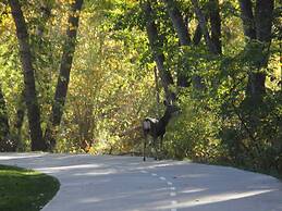 Holiday Inn Express & Suites Boise Airport by IHG