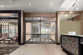 Hampton Inn & Suites Worcester