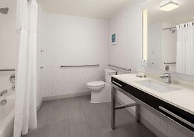 Hampton Inn & Suites Worcester