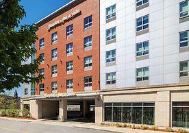 Hampton Inn & Suites Worcester
