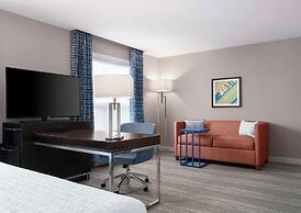 Hampton Inn & Suites Worcester