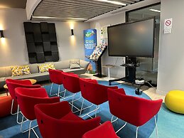 Holiday Inn Express Paris - Velizy by IHG