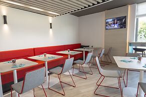 Holiday Inn Express Paris - Velizy by IHG