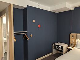 Holiday Inn Express Paris - Velizy by IHG