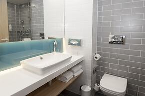 Holiday Inn Express Paris - Velizy by IHG