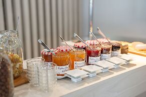 Holiday Inn Express Paris - Velizy by IHG