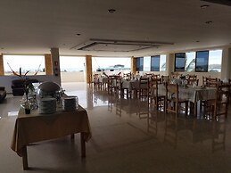 BlueBay Galapagos Planet