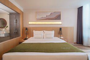 Starcity Hotel & Condotel Beachfront Nha Trang