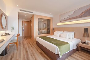 Starcity Hotel & Condotel Beachfront Nha Trang