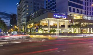 Starcity Hotel & Condotel Beachfront Nha Trang