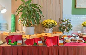 Starcity Hotel & Condotel Beachfront Nha Trang