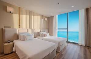 Starcity Hotel & Condotel Beachfront Nha Trang