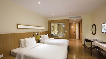 Starcity Hotel & Condotel Beachfront Nha Trang