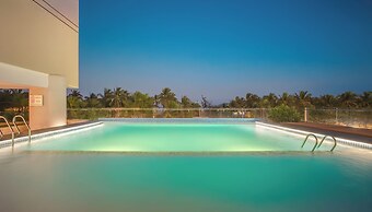 Starcity Hotel & Condotel Beachfront Nha Trang