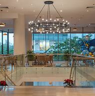 Starcity Hotel & Condotel Beachfront Nha Trang