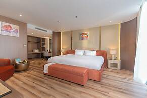 Starcity Hotel & Condotel Beachfront Nha Trang