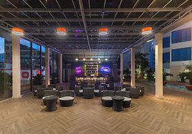 Starcity Hotel & Condotel Beachfront Nha Trang